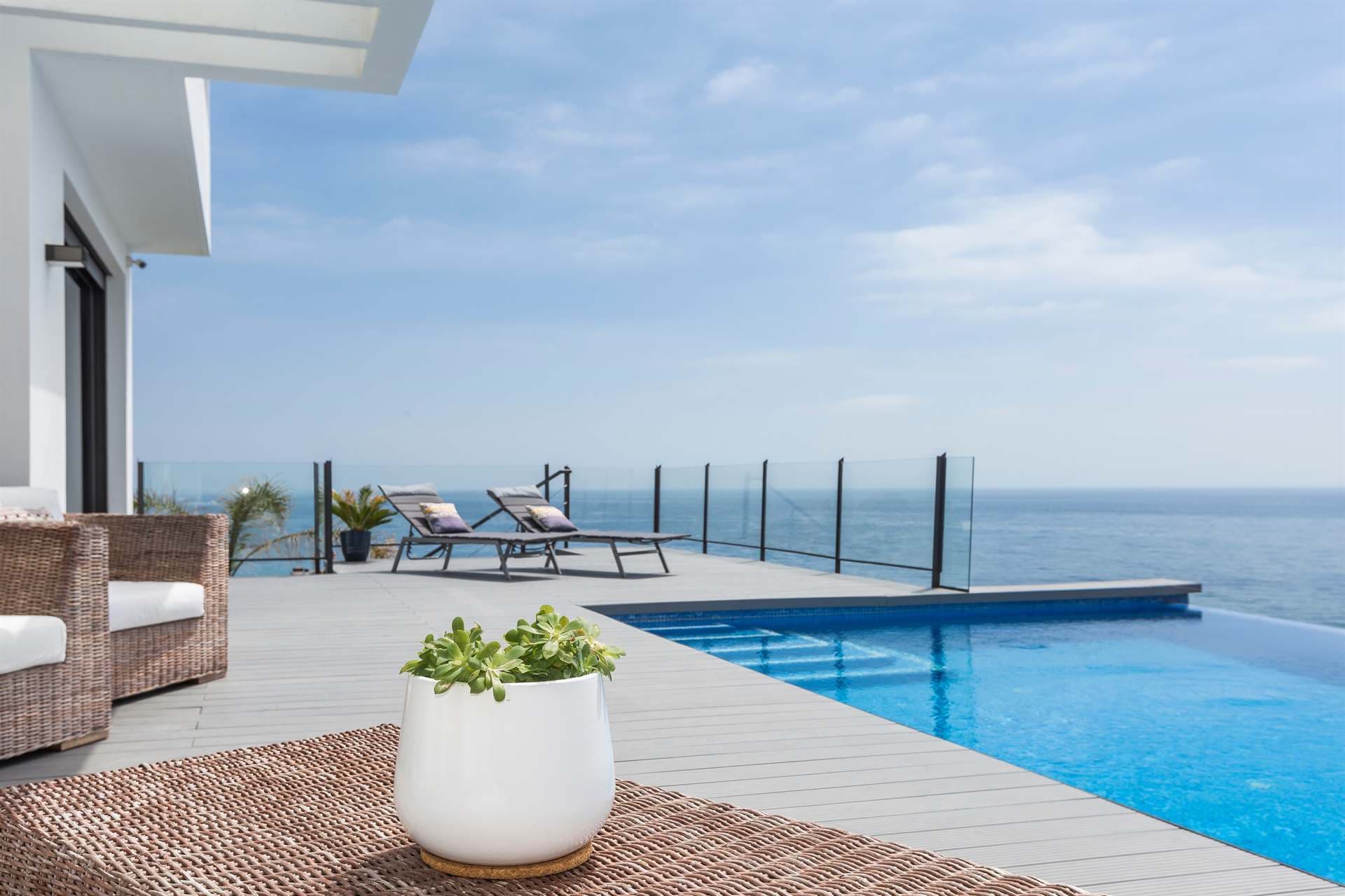 Foreign Buyer Demand Hits a Record High – What It Means for You on the Costa del Sol